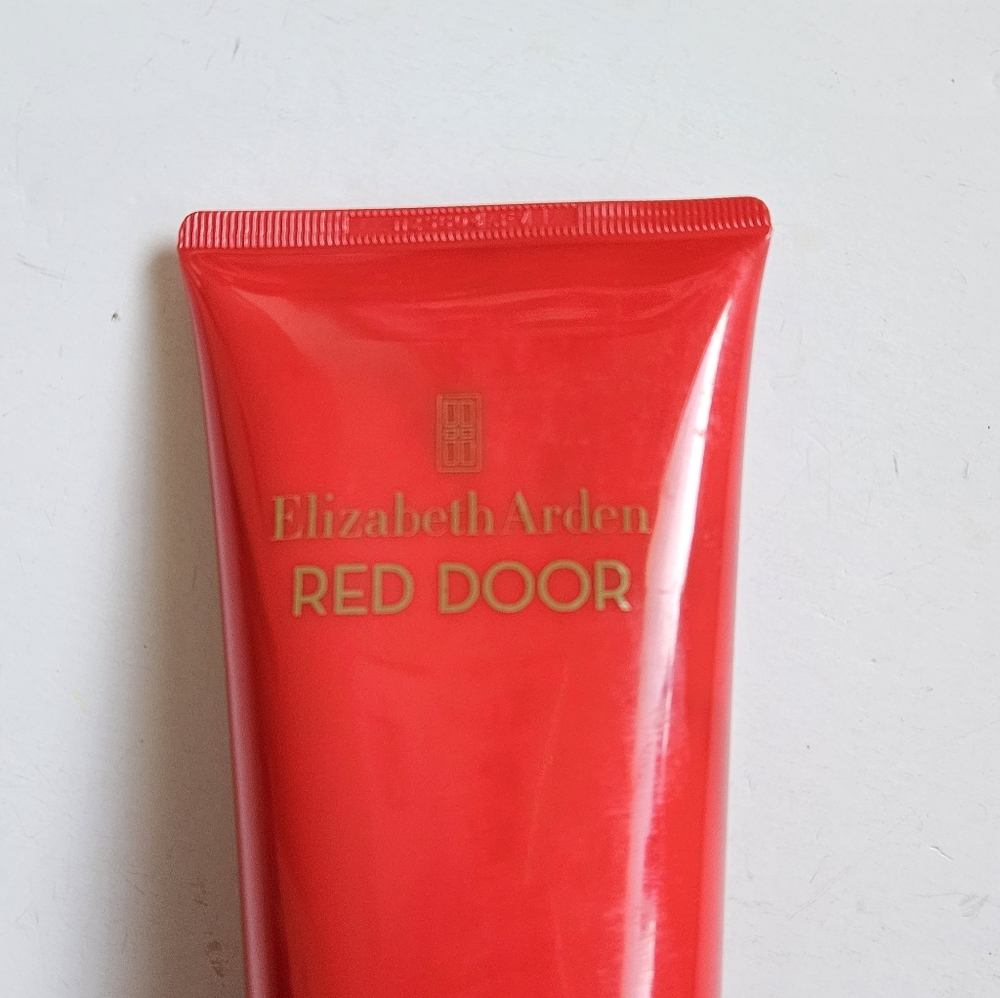 NWT Elizabeth Arden Body Lotion Red Door Moisturizer Gift Mom Present Aunt BFF - Picture 10 of 12
